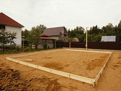 Устройство песчаной подушки под фундамент